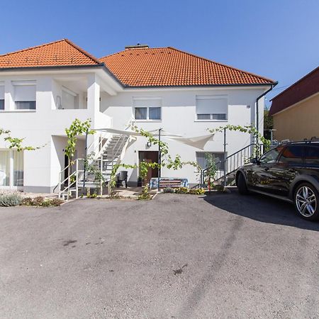 Deli Terasz A Apartman Free Parking, Self-Check-In Anytime 기오르 외부 사진